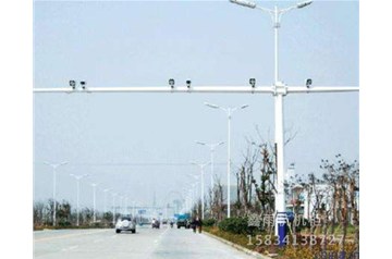 山西監(jiān)控桿在安裝的時候有哪些需要注意的？鑫雨杭電器